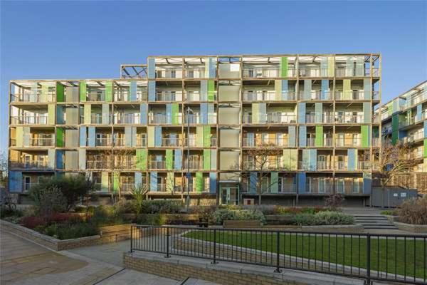 Signet Apartments - The Triangle CBG Exterior photo
